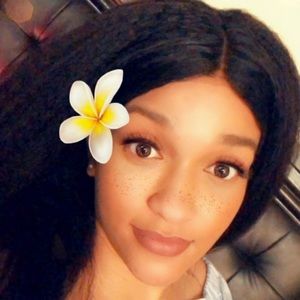 Meet your Posher, Asicha